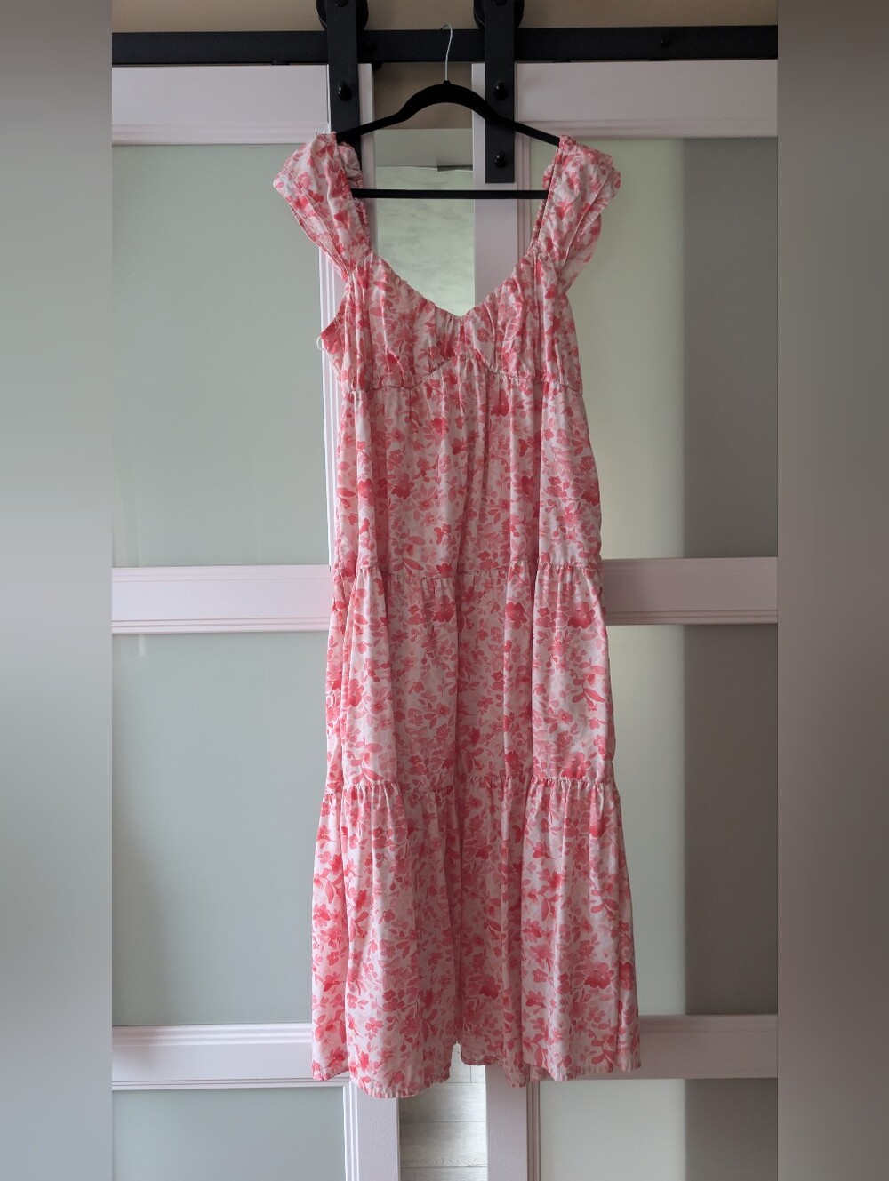 Abercrombie & Fitch Pink Floral Flutter Sleeve Tiered Maxi Dress - Picture 2 of 3
